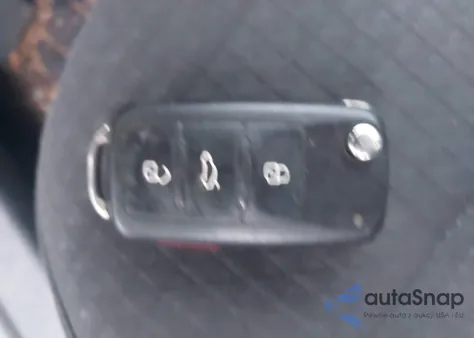 2015 Volkswagen Jetta 2.0L S из США, поврежденный, VIN 3VW2K7AJ2FM225302